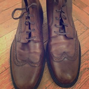 Men’s Wingtip Boots Size 10